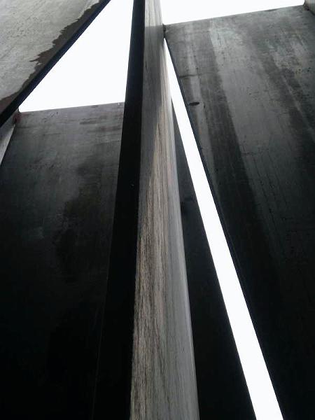 serra011a.jpg